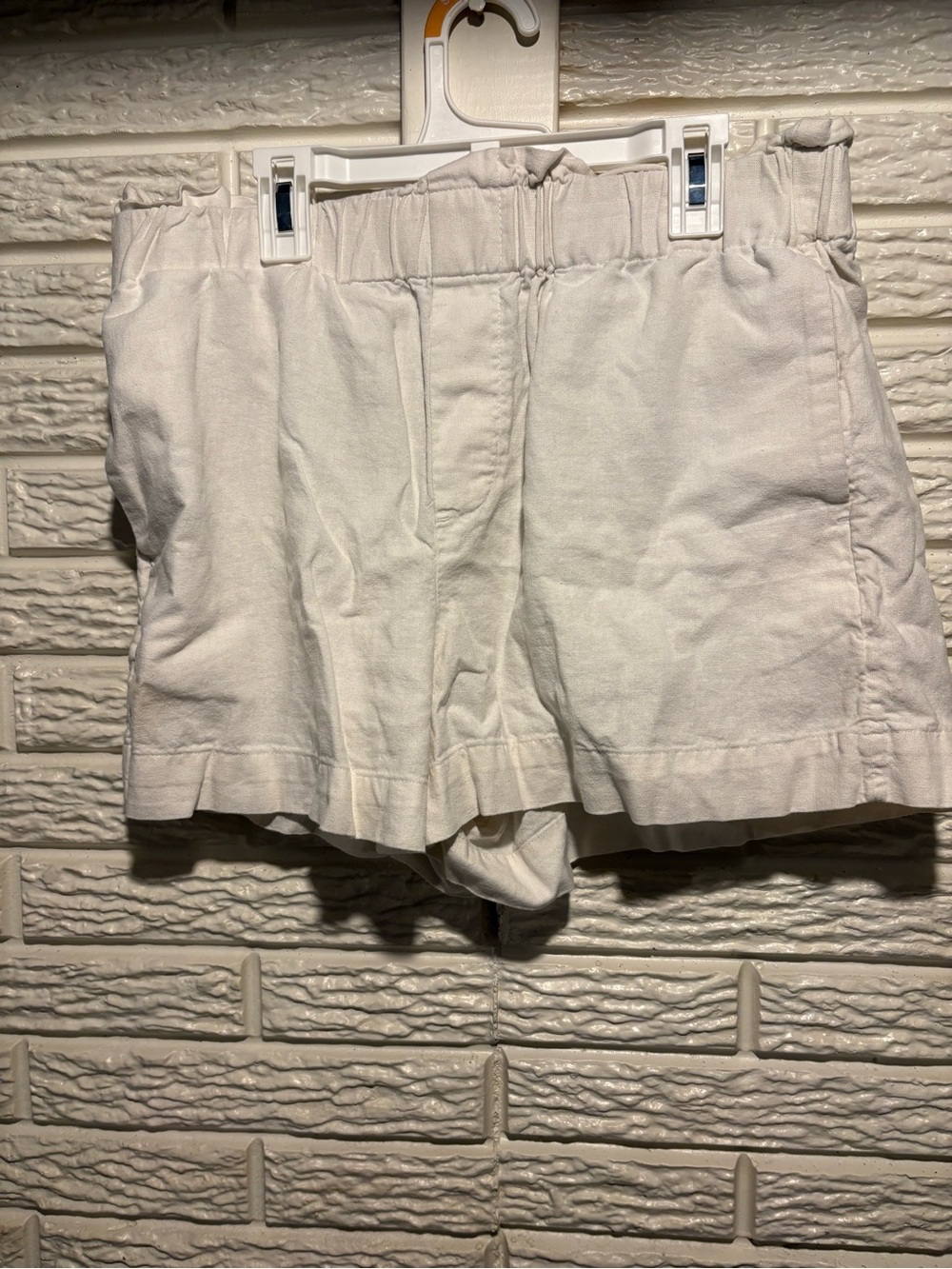 Universal Thread High-Waist off White Linen-Blend Shorts